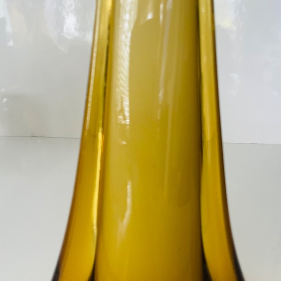 VINTAGE MCM BUTTERSCOTCH STRETCH VASE ITALIAN HANDBLOWN GLASS THICK SWUNG GLASS - Picture 3 of 11
